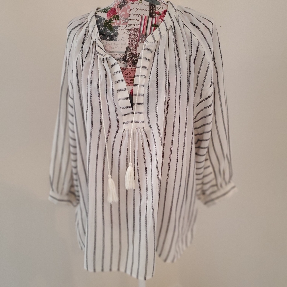 Joie, Cool and Light Cotton Top- M